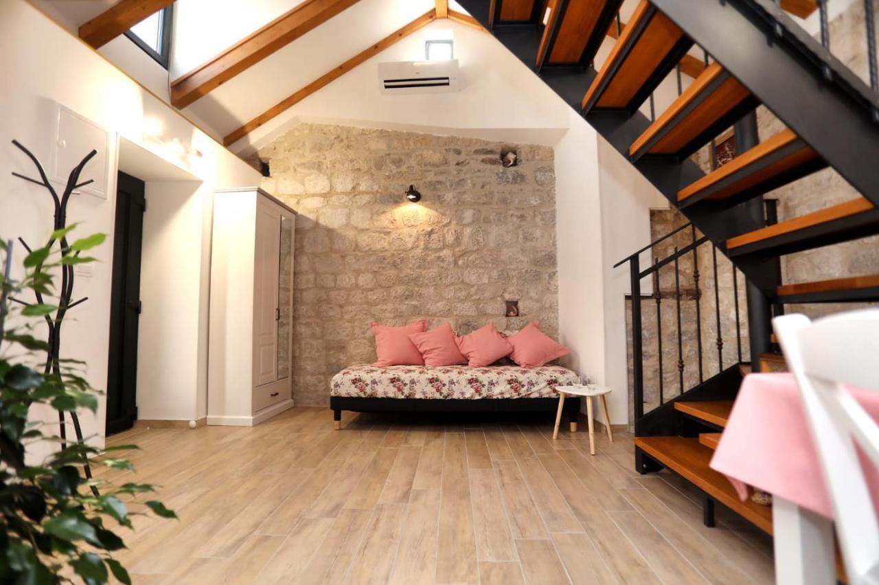 Studio Apartman Mihaella Kaštela Kültér fotó