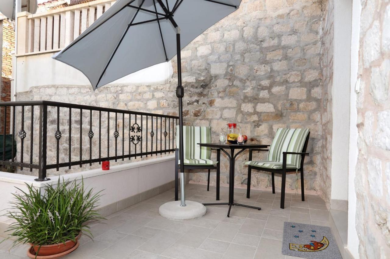 Studio Apartman Mihaella Kaštela Kültér fotó